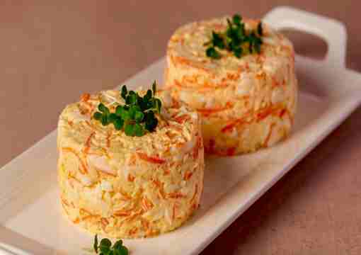 Салат из сыра и моркови